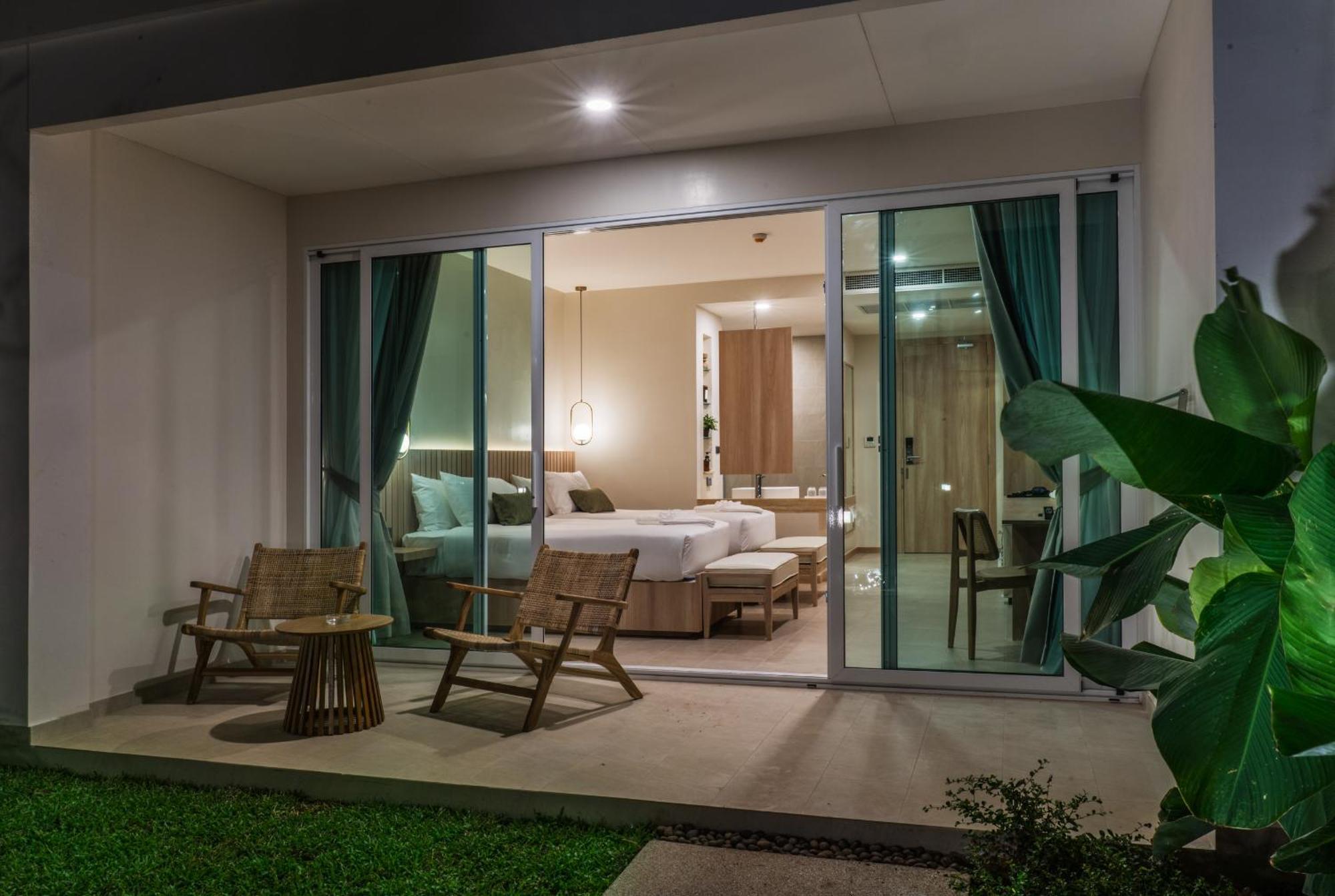 Niranapa Boutique Resort Kata Beach  Exterior foto